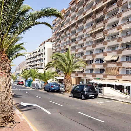 Apartment In Mit Grosser Terrasse Und Meerblick By Interhome *