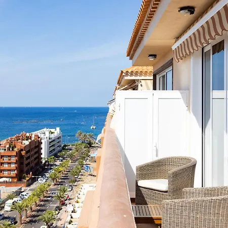 In Mit Grosser Terrasse Und Meerblick By Interhome * بالم مار